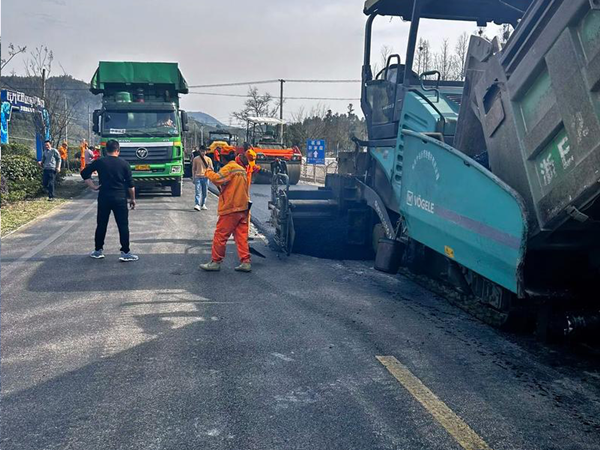 海宁沥青道路修补费用的影响因素详解